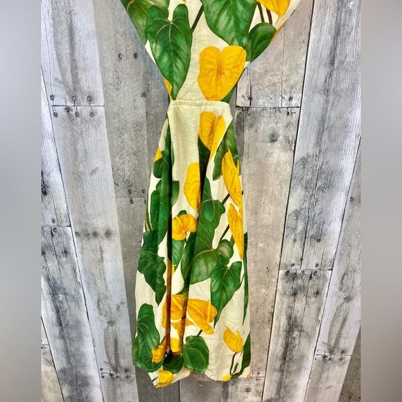 FARM Rio Cut Out Tie Back Romper In Botanical Motif Size Extra Small. - Picture 6 of 15